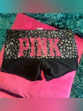 VS pink Fold Over Shorts Size Small